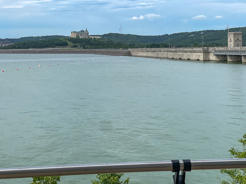 Table Rock Lake and Chateau on the Lake