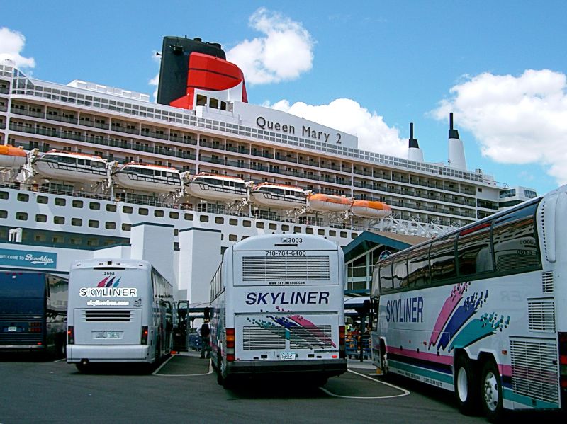 View of Queen Mary II upon arriving at Brooklyn Harbor