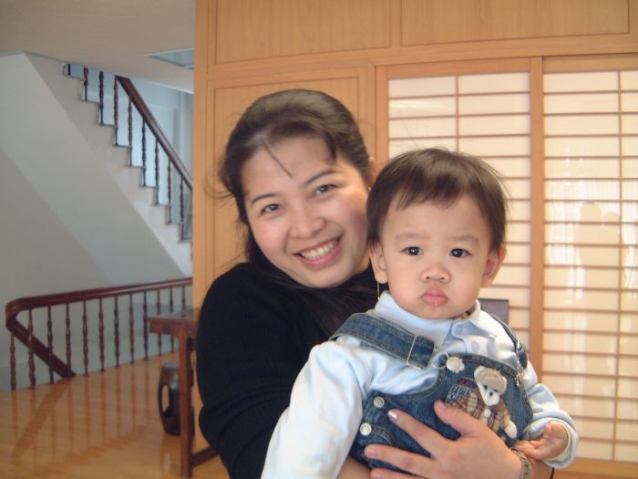 Mother May Ling and son Hong Shin