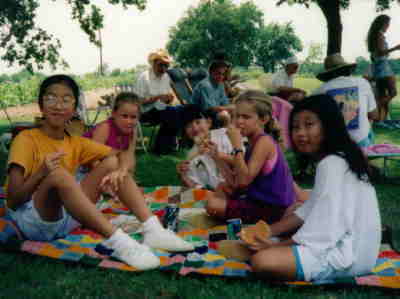 Some of our rent-a-kids that we took picnicin'