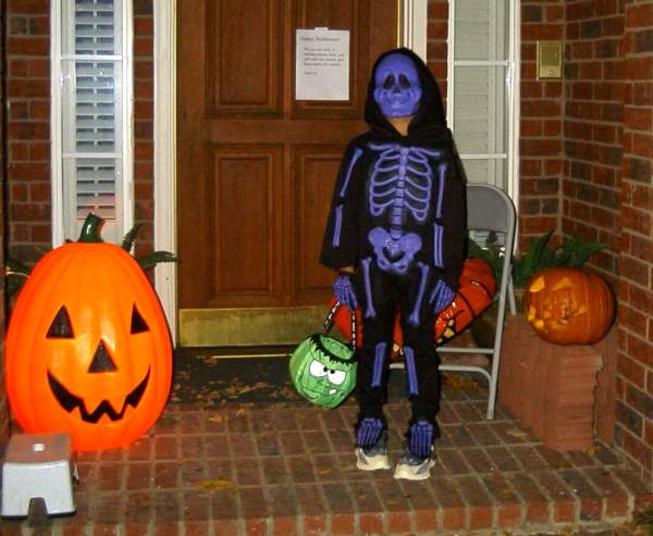 Edward Nance ready to go trick or treating